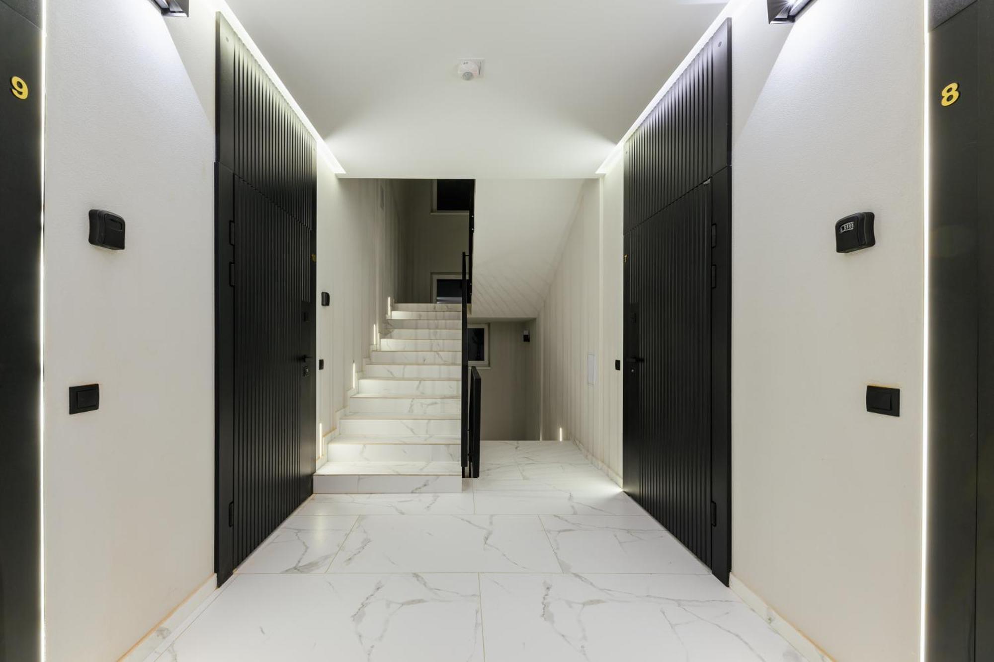 Luxury Apartments Laborca อุชโฮรอด ภายนอก รูปภาพ
