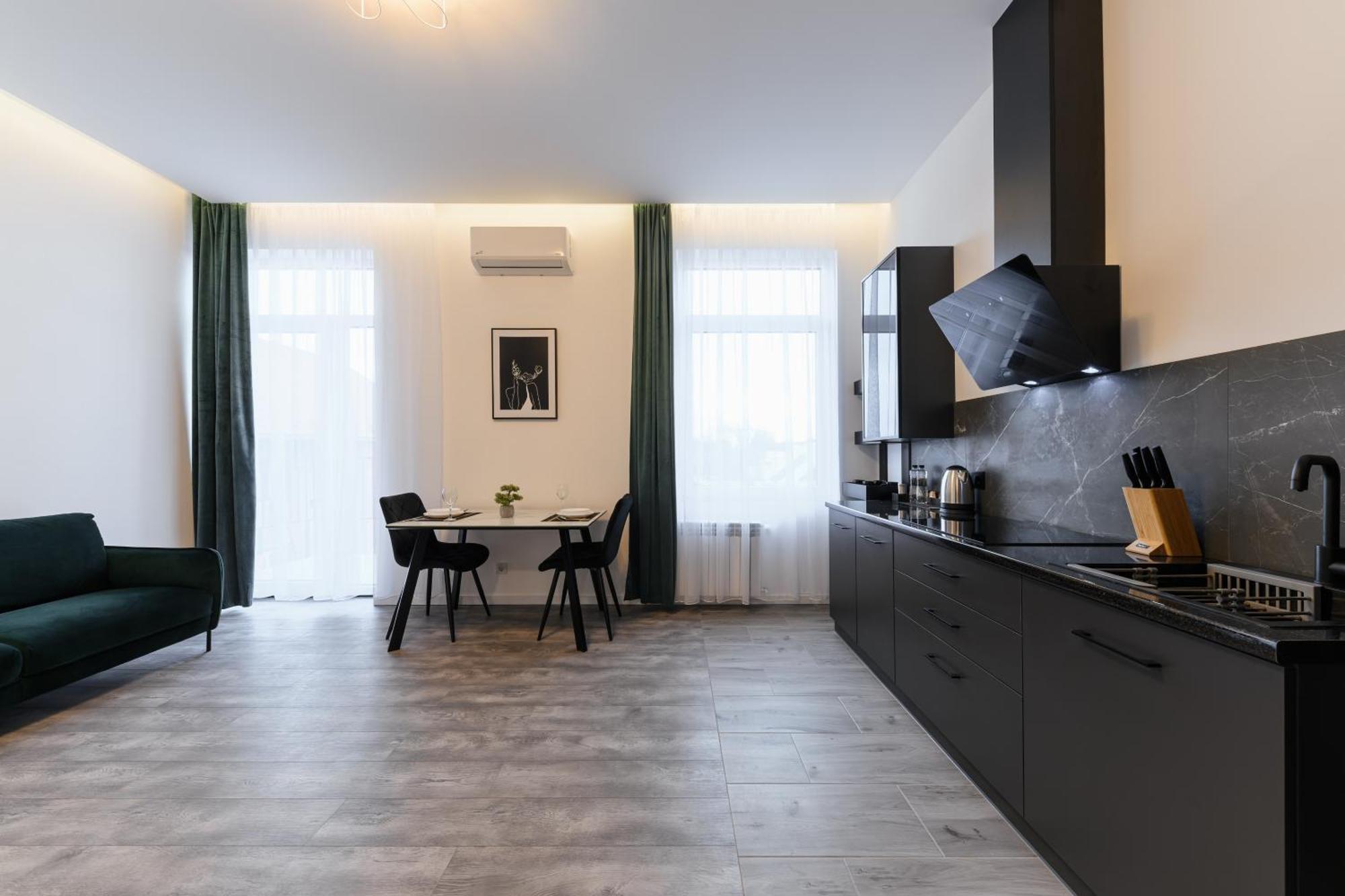 Luxury Apartments Laborca อุชโฮรอด ภายนอก รูปภาพ