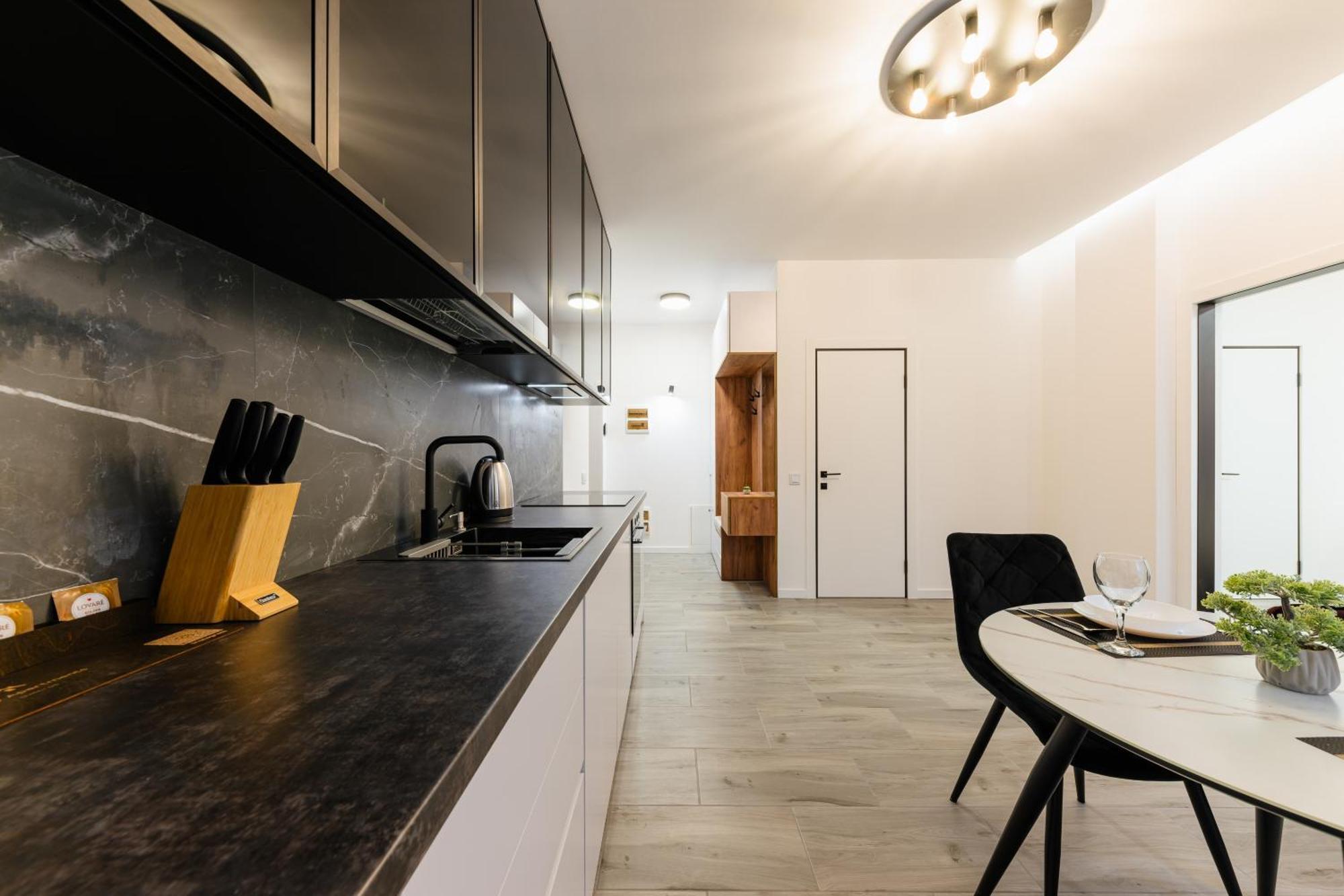 Luxury Apartments Laborca อุชโฮรอด ภายนอก รูปภาพ
