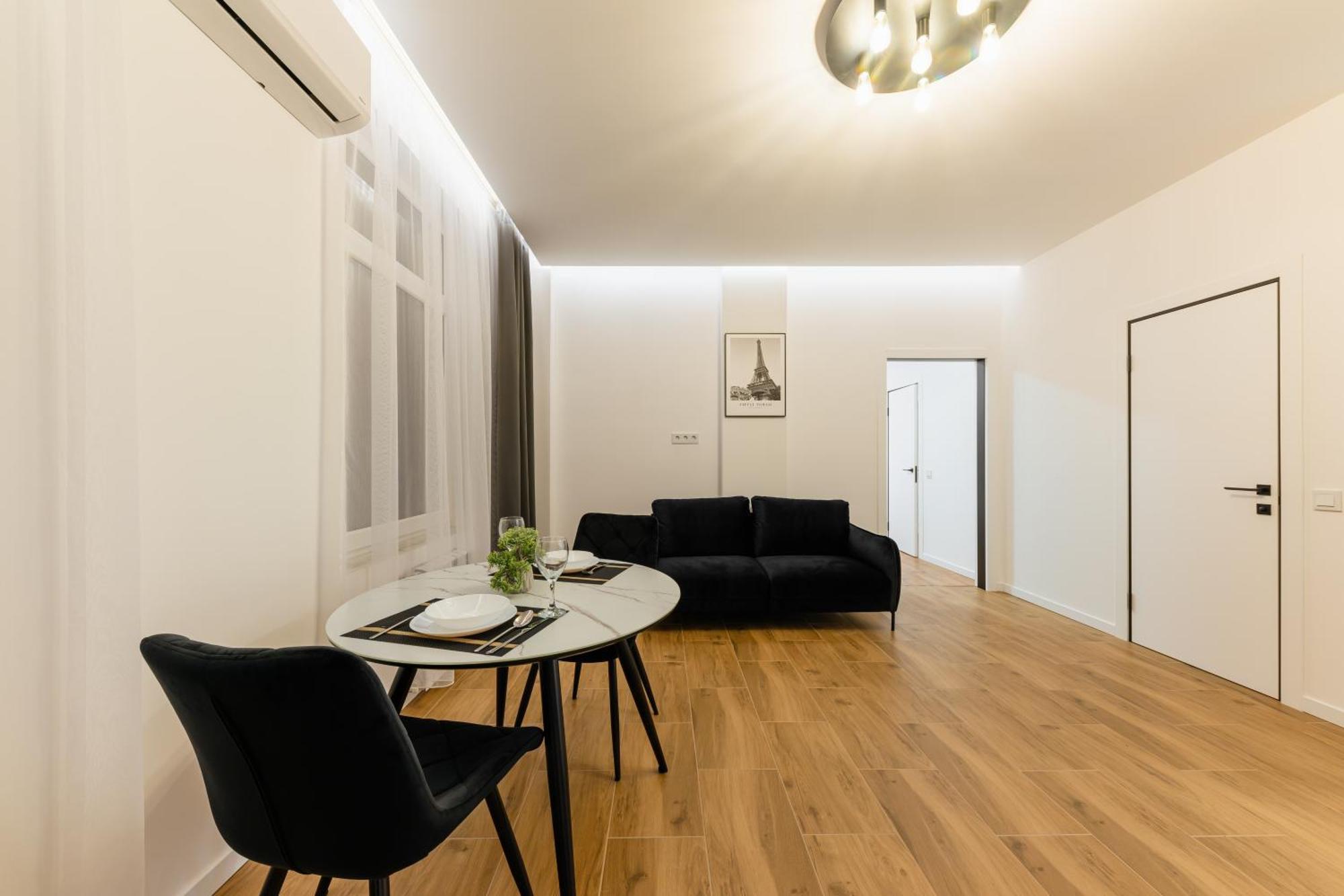 Luxury Apartments Laborca อุชโฮรอด ภายนอก รูปภาพ
