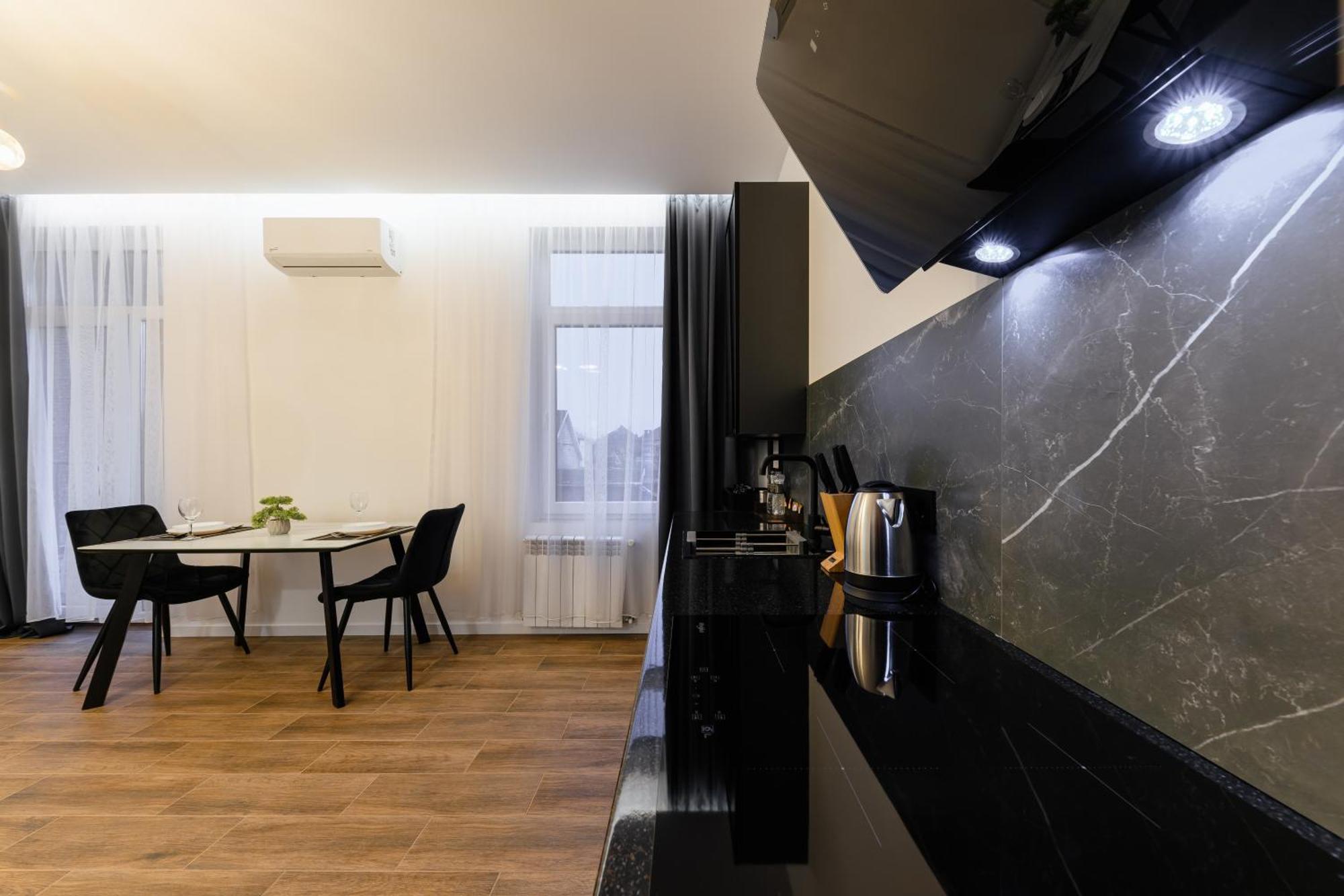 Luxury Apartments Laborca อุชโฮรอด ภายนอก รูปภาพ