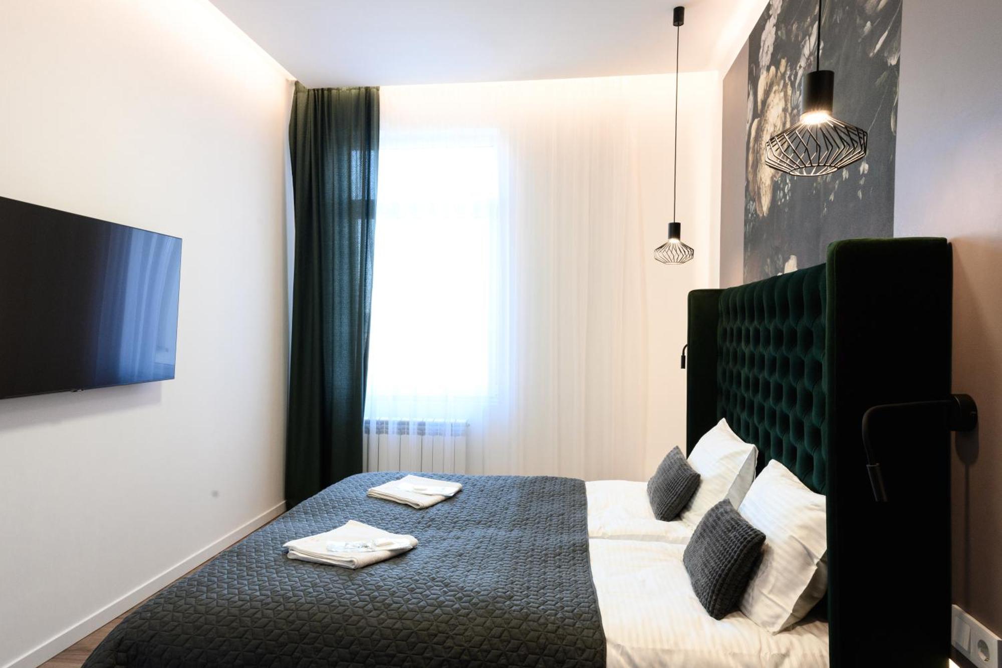 Luxury Apartments Laborca อุชโฮรอด ภายนอก รูปภาพ